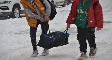 Bulanık'ta okullar tatil