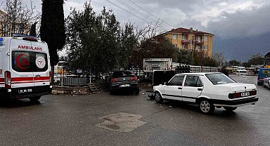Burdur'da ehliyetsiz genç kaza yaptı: 1 yaralı