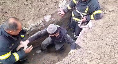 Burdur'da kazdığı çukurda bacakları toprak altında sıkışan işçiyi itfaiye kurtardı