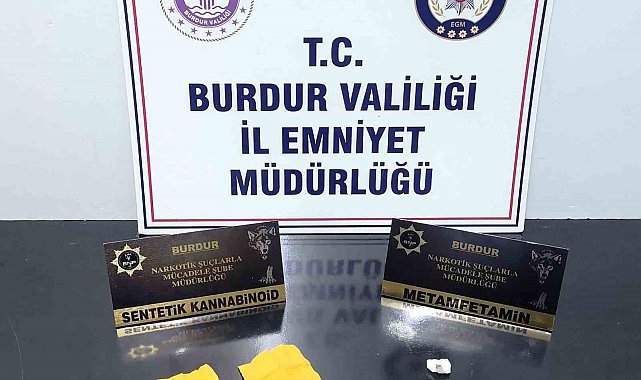 Burdur'da minibüste üzerinden uyuşturucu ile yakalanan şüpheli tutuklandı