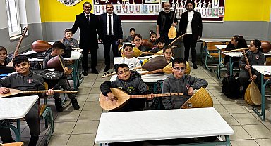 Bursa Gemlik'te çocuklar sanat ve sporla buluşuyor