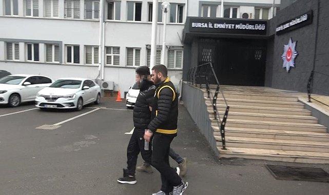 Bursa'da tabancayla dehşet saçmıştı: 3 kişinin yaralandığı kavga anı kameraya yansıdı