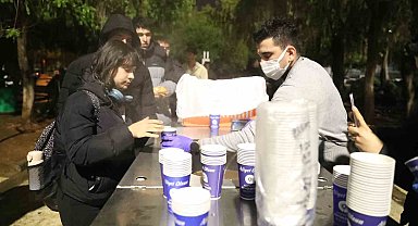 Büyükşehir'den final haftasında öğrencilere sıcak çorba ikramı