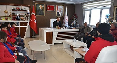Çakmur short trackçıları ödüllendirdi