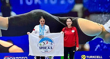 Cemre Ateş'ten 7 altın madalya