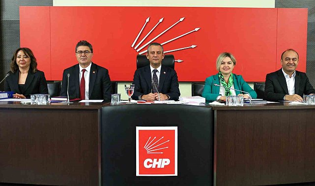 CHP Genel Başkanı Özel: "CHP iktidarda olsa Suriye göç sorununu nasıl yöneteceğini de biliyor"
