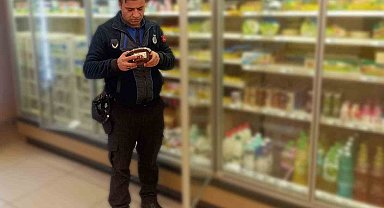 Çorum zabıtasından marketlere sıkı denetim