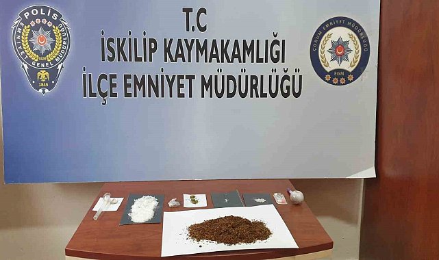 Çorum'da uyuşturucuyla yakalanan 2 kişi gözaltına alındı