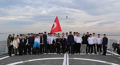 Denizcilik öğrencileri TCSG Dost'ta