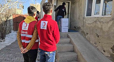 Diyadin Türk Kızılay'dan gıda yardımı