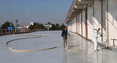 Diyarbakır'da deprem sonrası yapılarda su yalıtımı polyuera tercih edilmeye başlandı