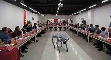 Doğuş Üniversitesi robotik inovasyonun merkezi olmaya hazırlanıyor