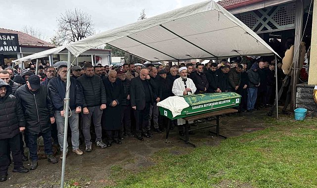 Dönemin kara kutusu olarak bilinen suç örgütü lideri Hadi Özcan, Sakarya'da toprağa verildi