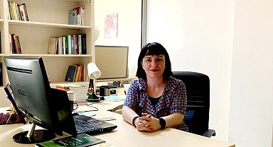 Dördüncü kattan düşen öğretim üyesi hayatını kaybetti