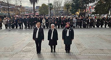 Dünya Kadın Hakları Günü Gölcük'te kutlandı