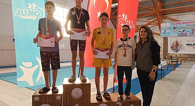Düzce'de 42 sporcu kulaç attı