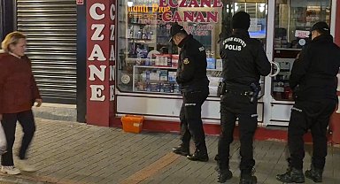 Eczane önüne bırakılan ilaç kutusu bomba paniğine neden oldu
