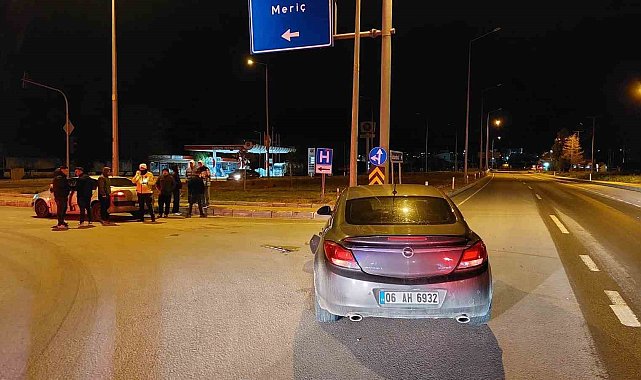 Edirne'de iki otomobil çarpıştı: 1 yaralı
