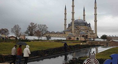 Edirne'de sağanak etkili oldu