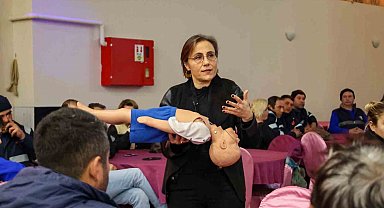 Efeler Belediyesi personeli eğitimlere devam ediyor