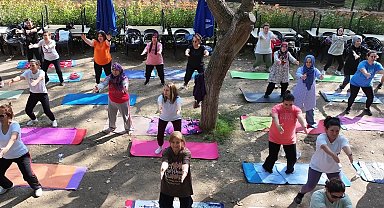 Efeler Belediyesi, yüzlerce kişiye ücretsiz kurslarla sanat ve spor imkanı sunuyor