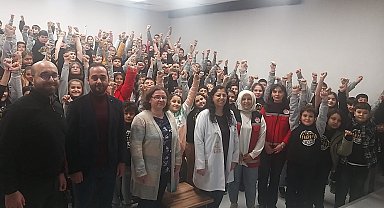 Emirdağ Mithatpaşa Ortaokulu'nda 'İlk yardım eğitimi' düzenlendi