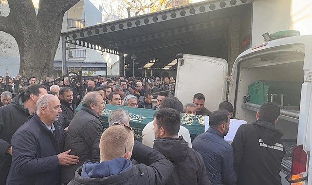 Erdek'te 3. kattan düşen genç toprağa verildi