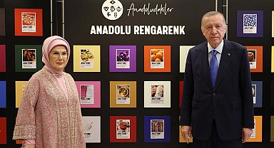 Erdoğan çiftinden 'Anadoludakiler' sergisine ziyaret