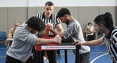 Erzurum'da bilekler yarıştı