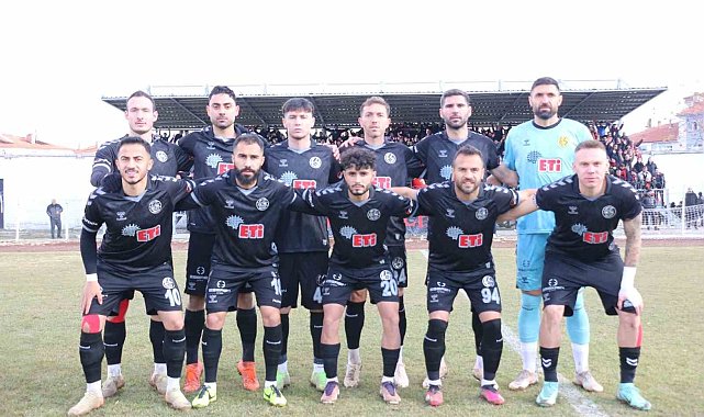 Eskişehirspor, Akşehir deplasmanında liderliği kaptırdı