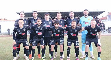 Eskişehirspor, Akşehir deplasmanında liderliği kaptırdı