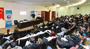 GAÜN'de Kariyer Sohbetleri