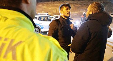 Gazetecilere küfredip polise ecel teri döktürdü