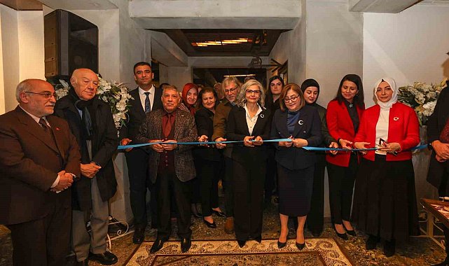Gaziantep'in kurtuluş gününe özel eserler sanatseverlerle buluştu