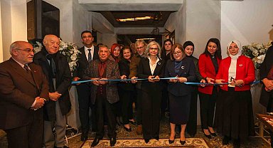 Gaziantep'in kurtuluş gününe özel eserler sanatseverlerle buluştu