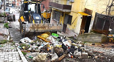 Gemlik dip bucak temizleniyor
