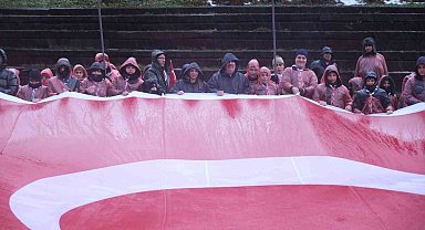 Genç izciler Sarıkamış şehitleri için yürüdü