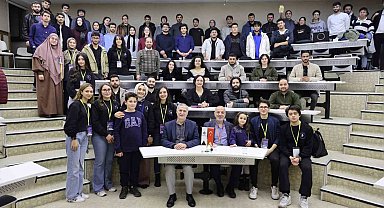 Genç yazılımcılar HKÜ Web Hackathon'da yarıştı