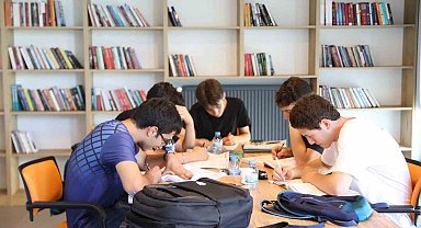 Gençler Melikgazi'nin 'akıl küplerini' çok sevdi