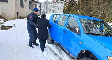 Giresun'da jandarma diyaliz hastasına yardım eli uzattı