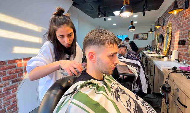 Giresun'un tek kadın erkek kuaförünü görenler şaşkınlıklarını gizleyemiyor