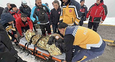 Hasan Dağı'nda fenalaşan dağcı 3,5 saatte kurtarıldı