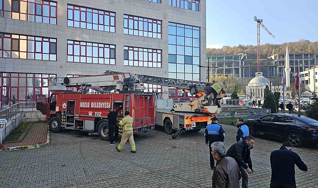 Hastanede çıkan yangın kısa sürede söndürüldü