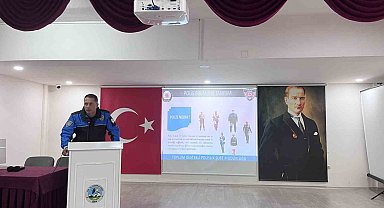 Iğdır Emniyet Müdürlüğü'nden öğrencilere bilgilendirme eğitimi