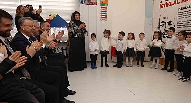 İlkadımlı minikler İstiklal Marşı ile duygulandırdı