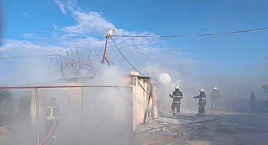 İskenderun'da tavuk çiftliğinde yangın