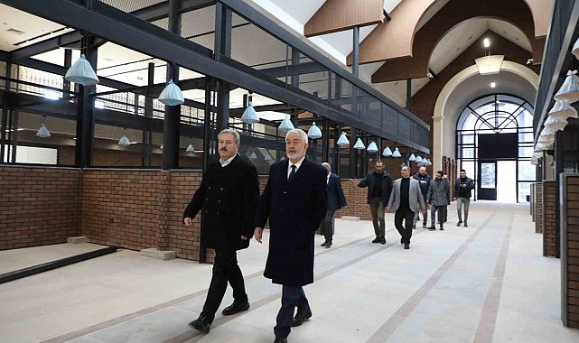 Isparta Belediye Başkanı'ndan Melikgazi'ye övgü