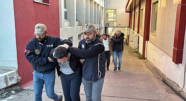 İşsiz kalan FETÖ üyelerine Almanya'dan getirilen paralar dağıtıldı