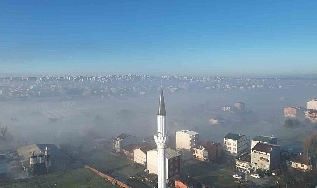 İstanbul'da yılın son gününde masalsı sis görüntüleri