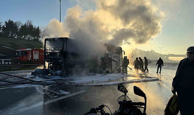 İstanbul'da yolcu otobüsü alevlere teslim oldu: 25 kişi ölümden döndü